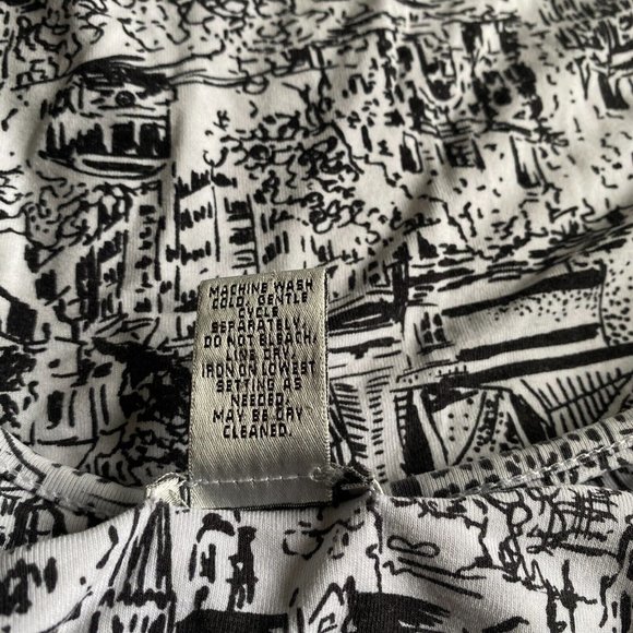 Chicos Womens Crop Top 2 Large White Black Art Graphic 3/4 Sleeve Soft Casual - Picture 11 of 12